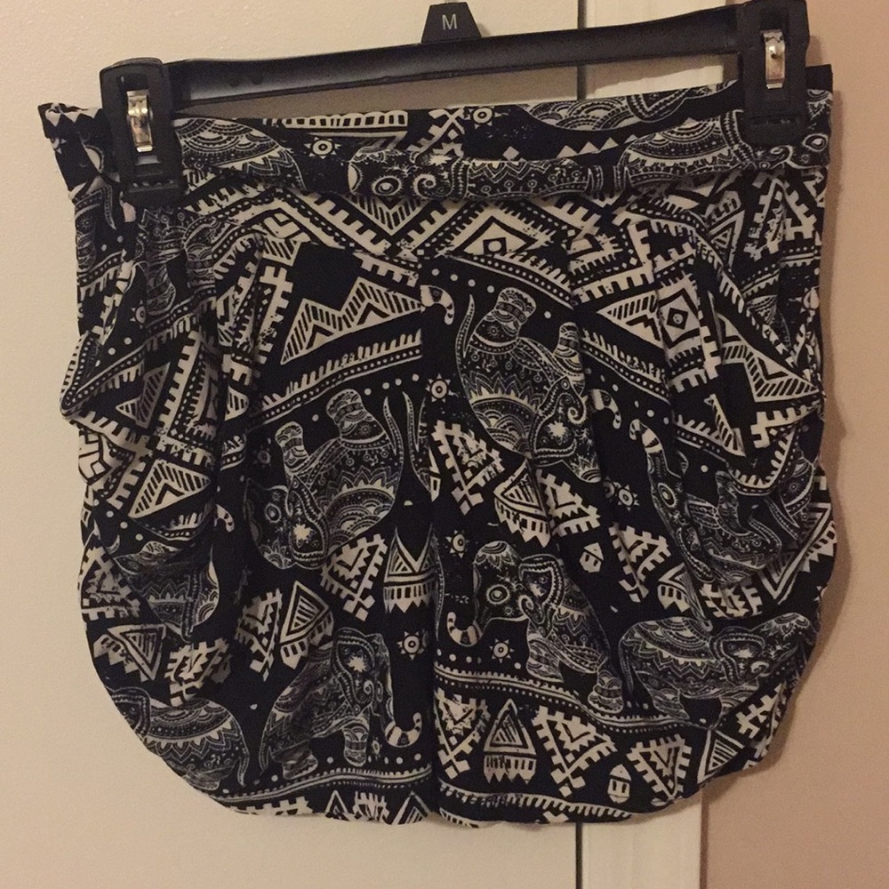 S/M Shosha Elephant Printed Flowy Shorts